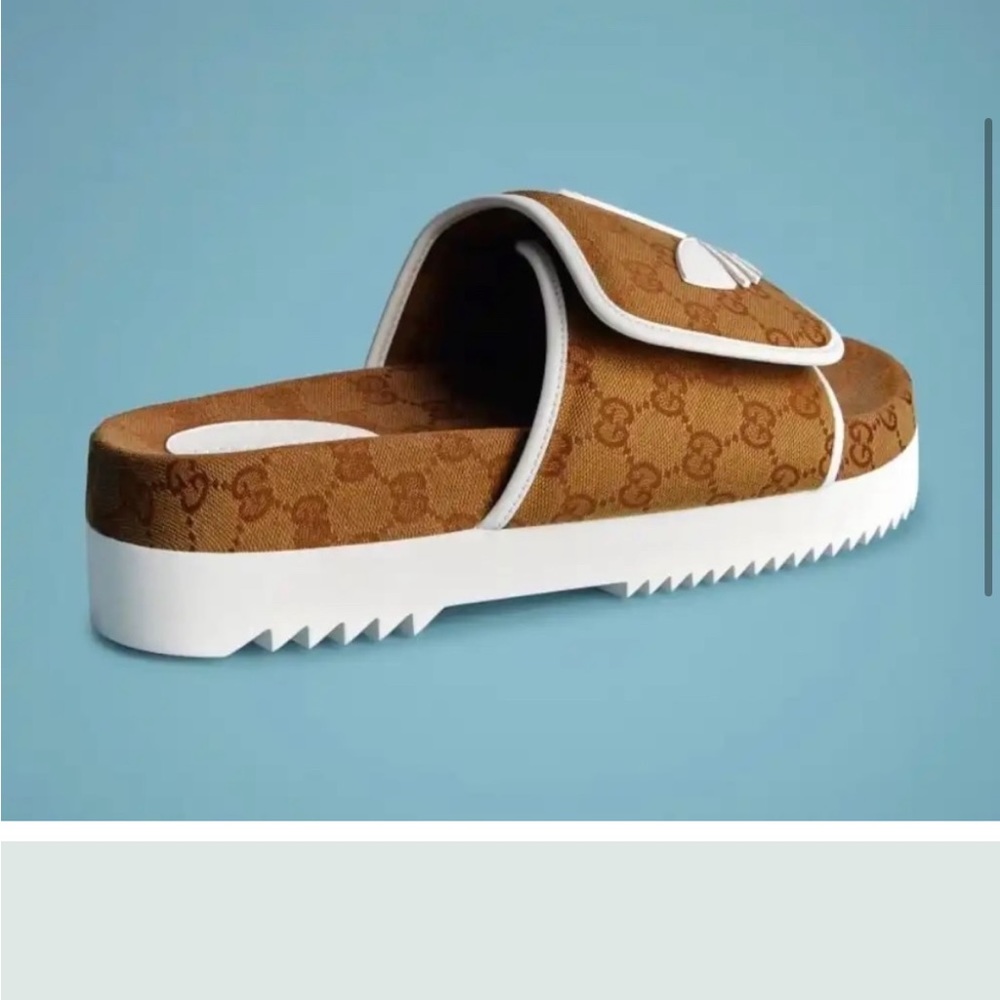Gucci x Adidas slide - NWT - size men’s 9 fits women’s 10 - Picture 2 of 11